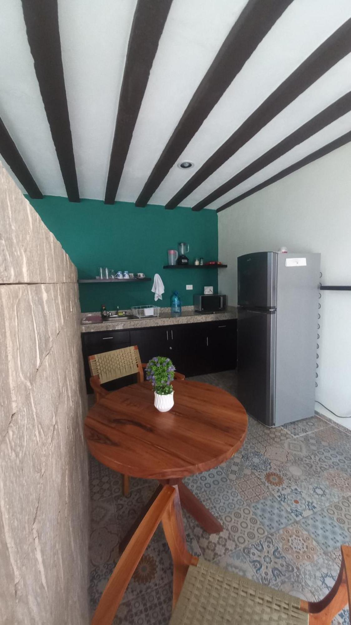 Casa Mama Bety Lägenhet Valladolid  Exteriör bild